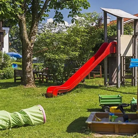 3-room Comfortable Ferienhaus Roßhaupten
