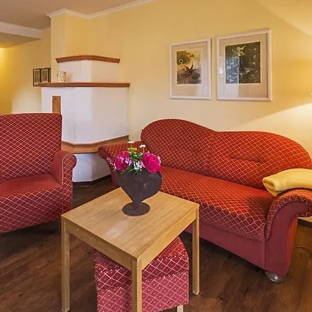 3-room Comfortable Ferienhaus