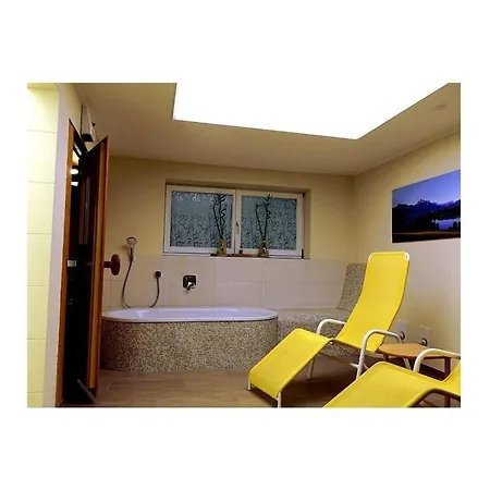 3-room Comfortable Ferienhaus *